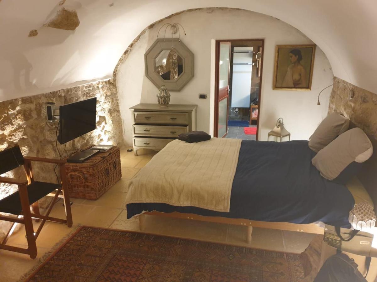 La Villageoise, Chambre Troglodyte Pitoresque Au Coeur Du Village Rognes Luaran gambar