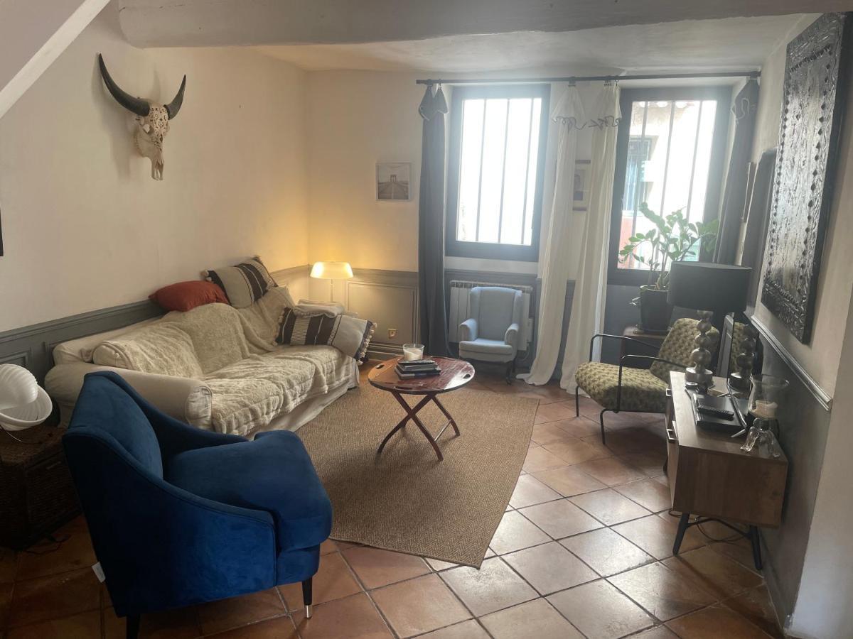 La Villageoise, Chambre Troglodyte Pitoresque Au Coeur Du Village Rognes Luaran gambar