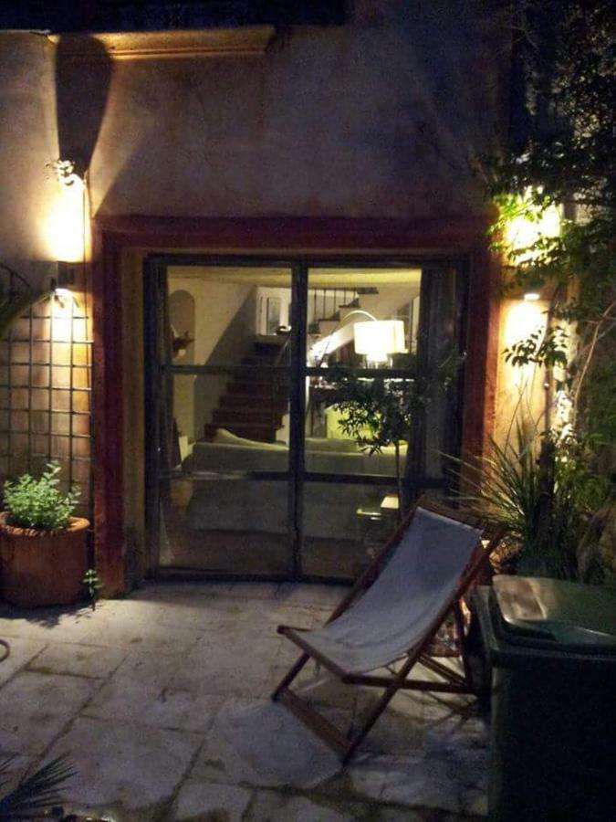 La Villageoise, Chambre Troglodyte Pitoresque Au Coeur Du Village Rognes Luaran gambar